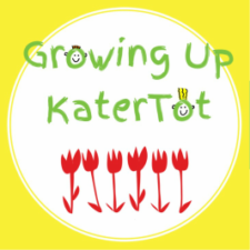 GrowingUpKaterTot See Oliver Poons' review on Growing Up Kater Tot!